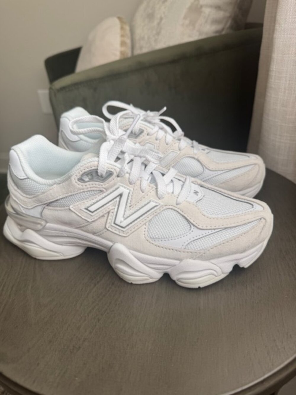 (New Balance) 9060 Unisex Shoe in Reflection with White - Picture 6 of 11